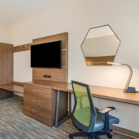 Holiday Inn Express & Suites - Asheboro By Ihg Exterior photo